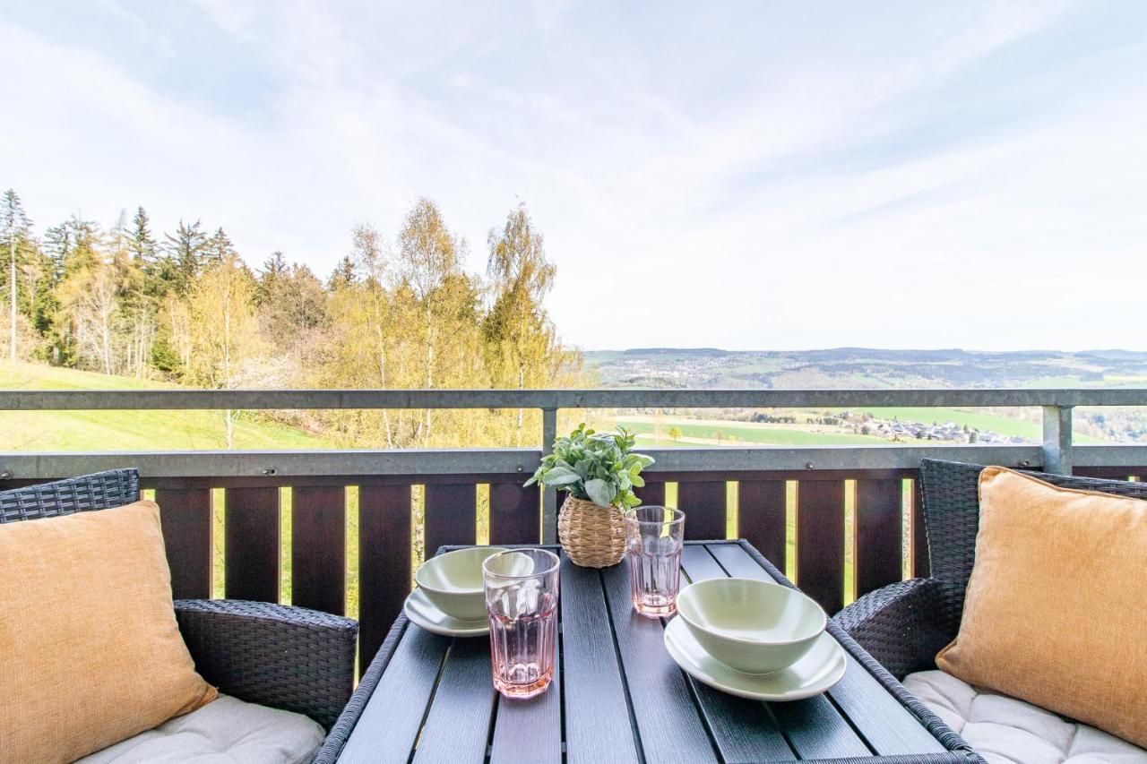 Apartment Bergwiese I Balkon I Aufzug I Stellplatz Schwarzenberg  Extérieur photo